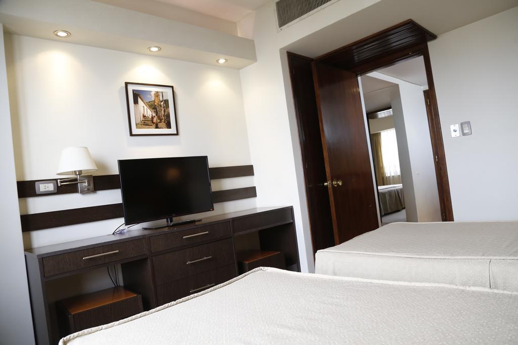 Hotel Corregidor La Plata Eksteriør billede