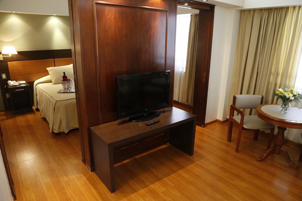 Hotel Corregidor La Plata Eksteriør billede